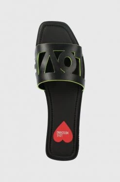 Γυναικεία Σαγιονάρες Δερμάτινες παντόφλες Love Moschino χρώμα: μαύρο -Love Moschino Κατάστημα unnamed file 3044