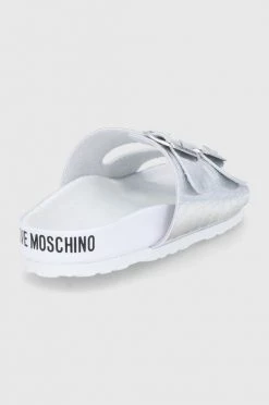Γυναικεία Σαγιονάρες Love Moschino - Παντόφλες Love Moschino - Παντόφλες ασημί -Love Moschino Κατάστημα unnamed file 3138
