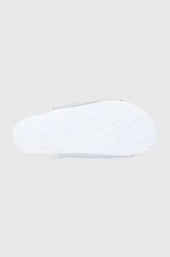 Γυναικεία Σαγιονάρες Love Moschino - Παντόφλες Love Moschino - Παντόφλες ασημί -Love Moschino Κατάστημα unnamed file 3140