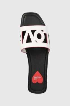 Γυναικεία Σαγιονάρες Δερμάτινες παντόφλες Love Moschino χρώμα: άσπρο -Love Moschino Κατάστημα unnamed file 3415