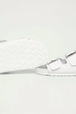 Γυναικεία Σαγιονάρες Love Moschino - Δερμάτινες παντόφλες λευκό -Love Moschino Κατάστημα unnamed file 3617