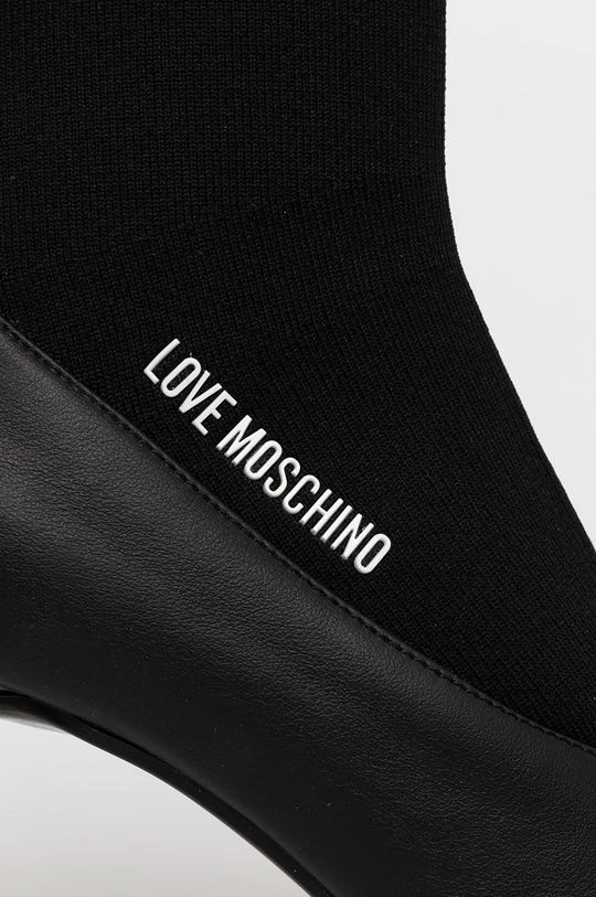Γυναικεία Μποτάκια Love Moschino χρώμα: μαύρο 4 Γυναικεία Μποτάκια Love Moschino χρώμα: μαύρο - Image 4