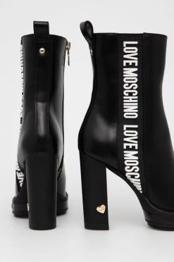 Γυναικεία Μποτάκια Δερμάτινες μπότες Love Moschino χρώμα: μαύρο -Love Moschino Κατάστημα unnamed file 3660