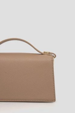 Γυναικεία Τσάντες χιαστί Τσάντα Love Moschino μπεζ 7 Γυναικεία Τσάντες χιαστί Τσάντα Love Moschino μπεζ -Love Moschino Κατάστημα unnamed file 453