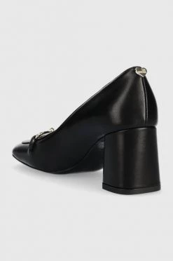 Γυναικεία Χαμηλά τακούνια Δερμάτινα γοβάκια Love Moschino μαύρο, -Love Moschino Κατάστημα unnamed file 834